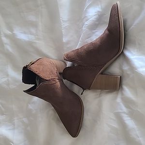 Nice Chunky Heel Booties